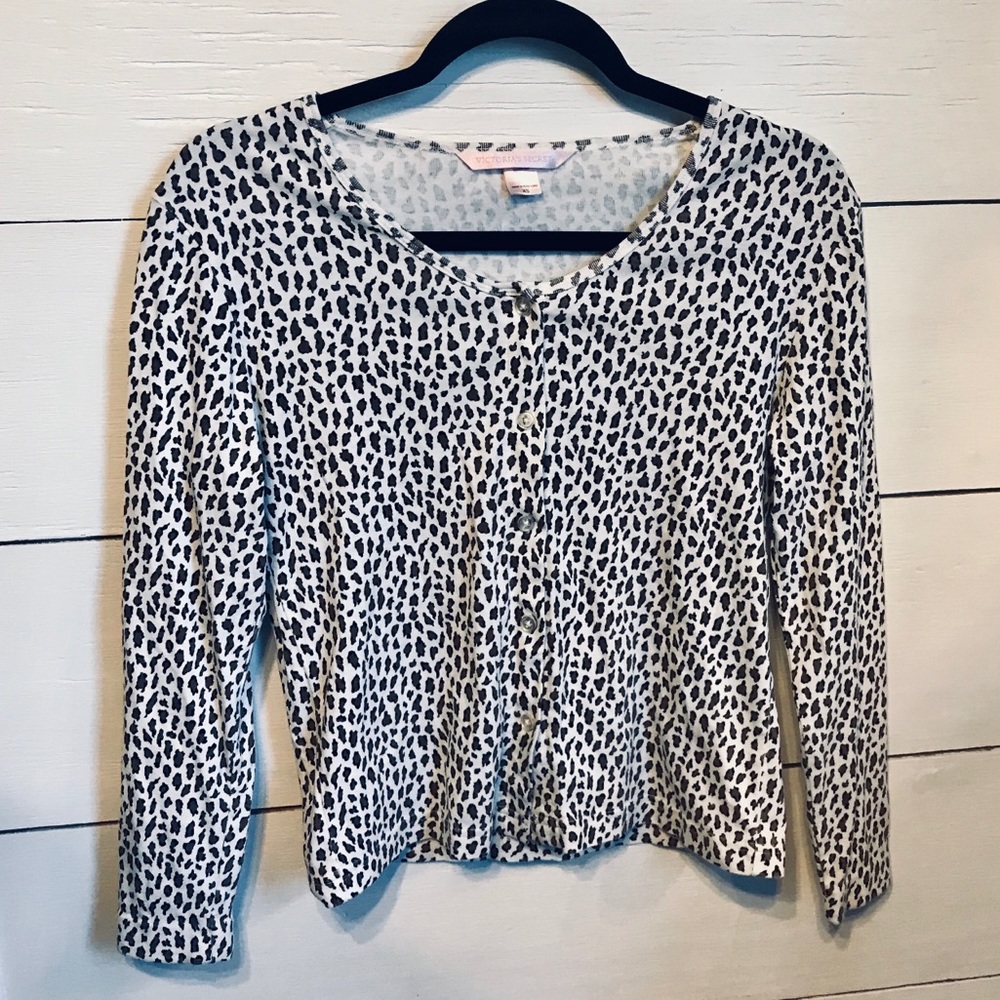 NWOT Victoria Secret Cheetah Print Sweater